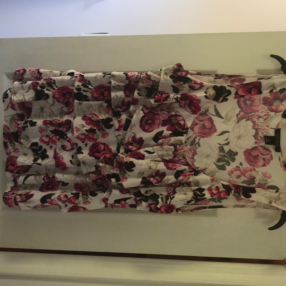 XL ruffled floral print top